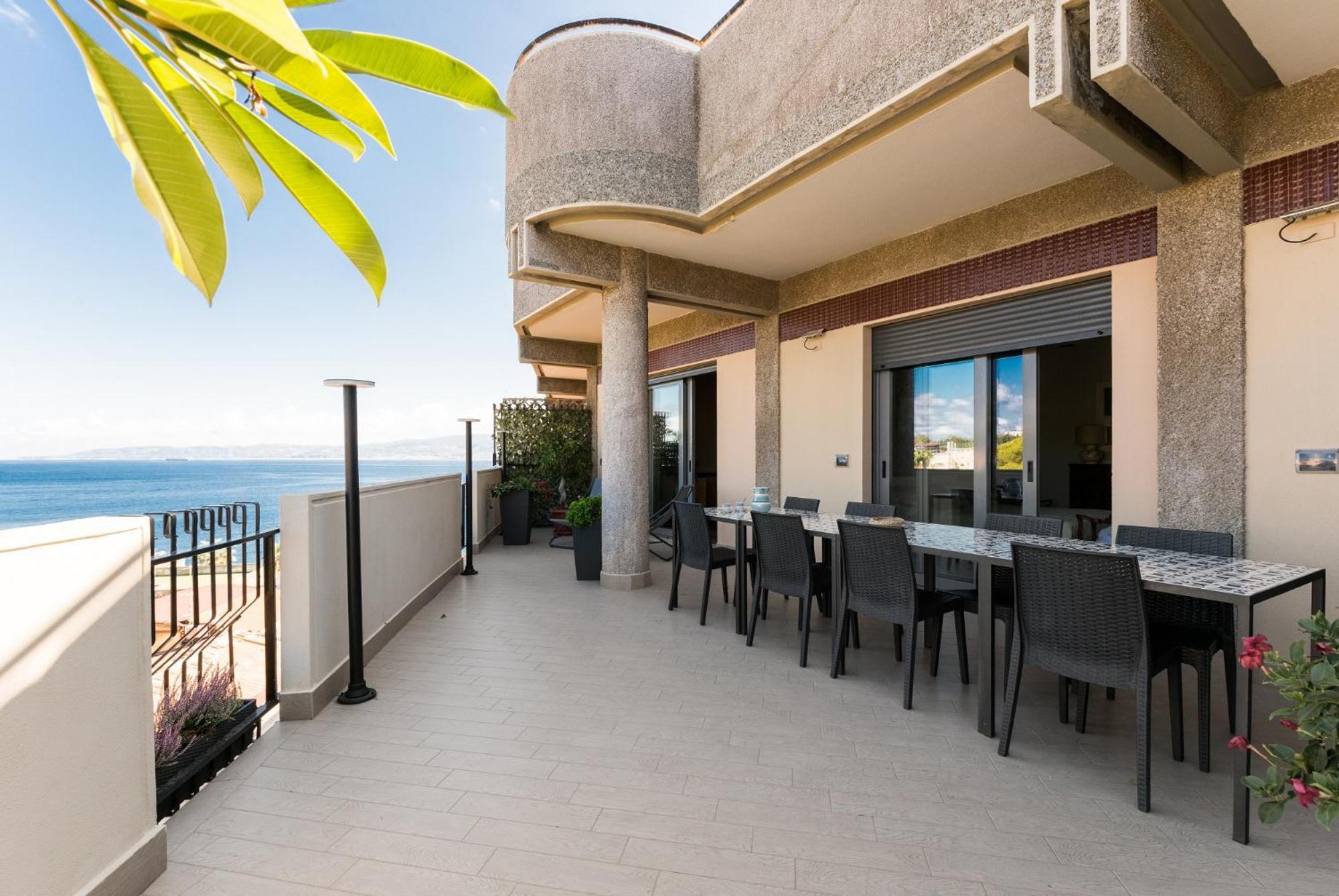 Attico Panoramico - Milazzo Centro Storico - 200 Mq Villa Екстериор снимка
